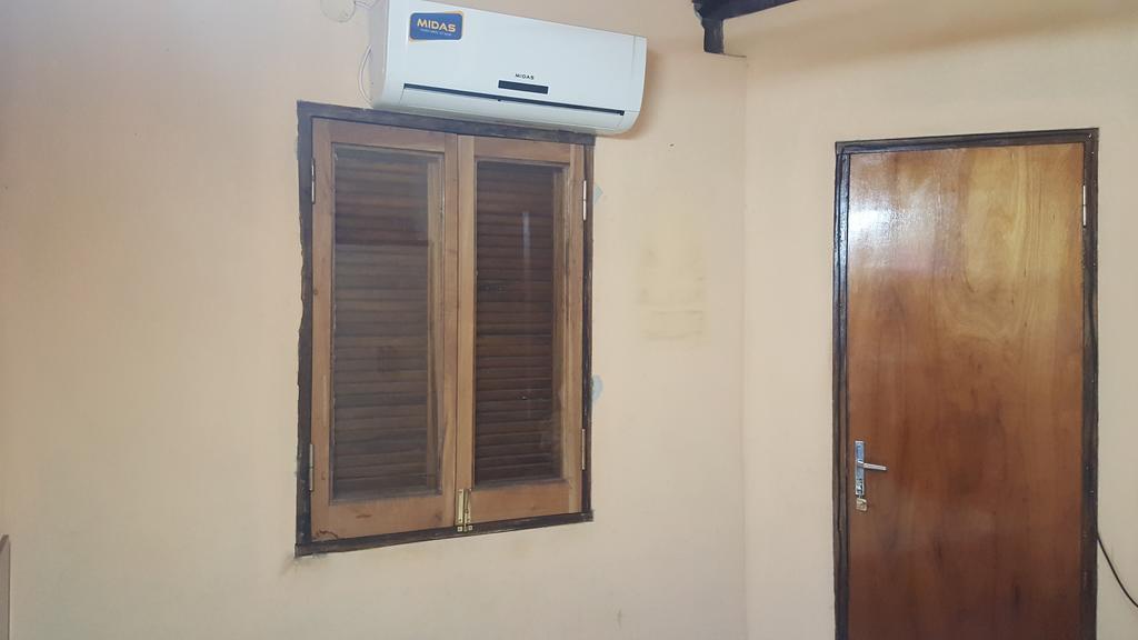 Habitacion En Casa Zona Asuncion Exteriör bild